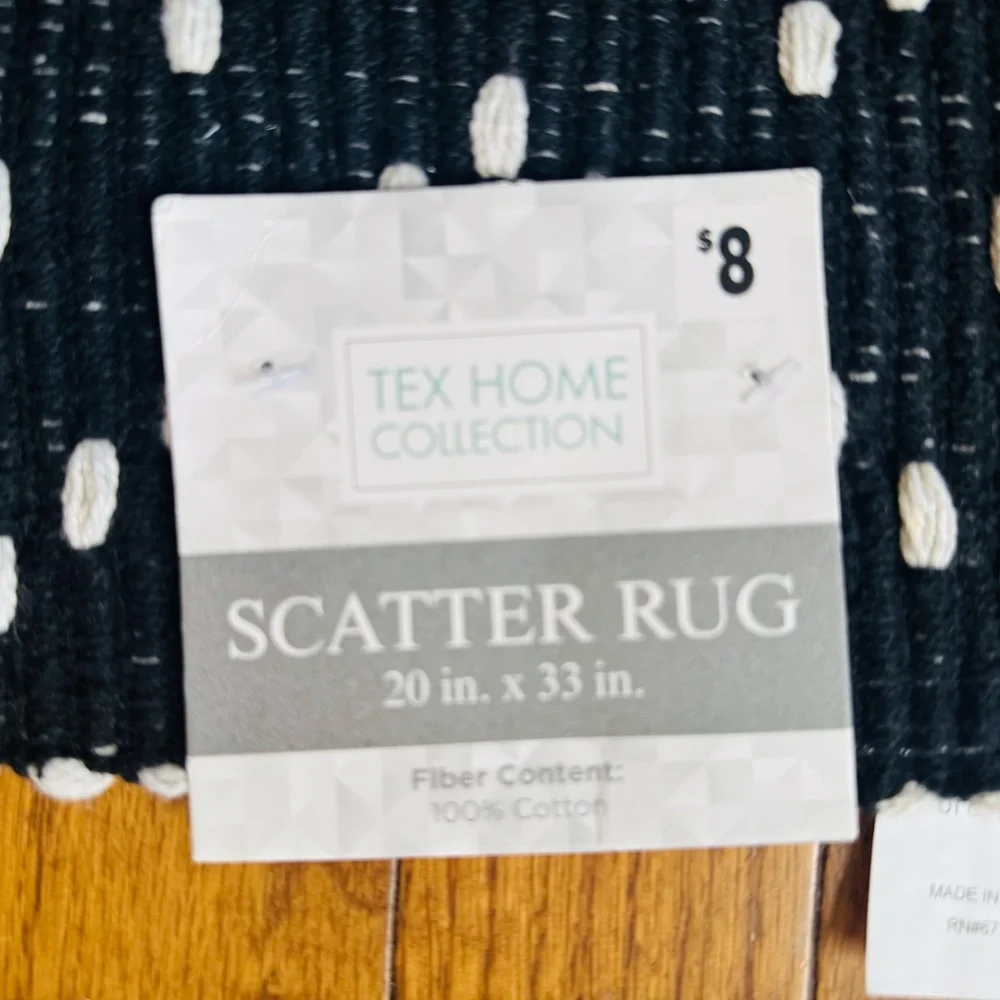 Set of 2 NWT Black and White Cotton Scatter Rugs by Tex Home Collection